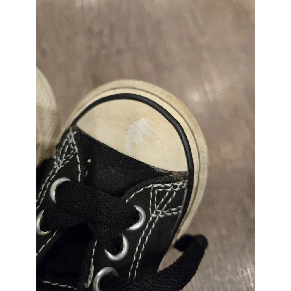 Converse All Star Sneakers, Classic Black & White, Padded Ankles Toddler Sz 5,